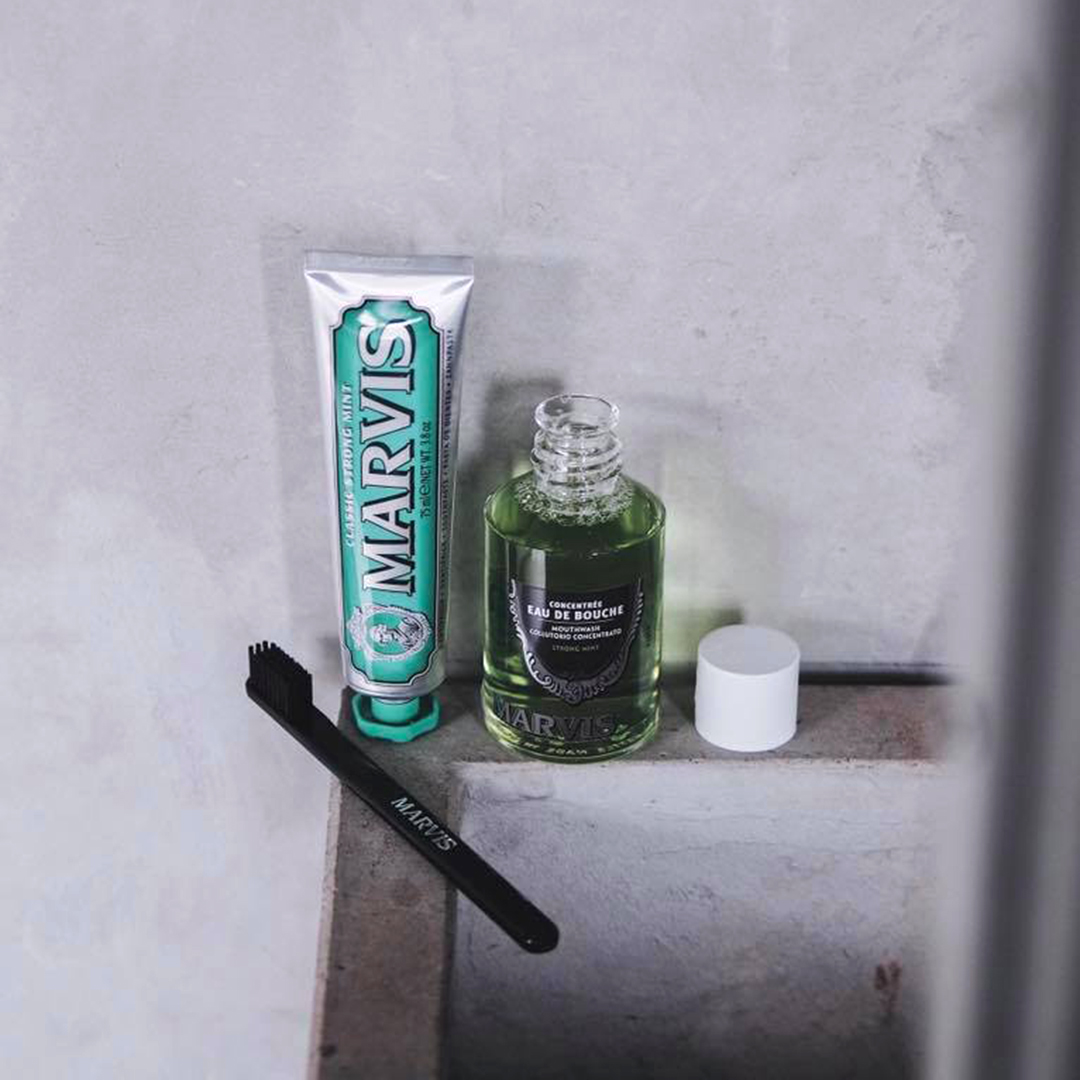 Marvis,Marvis Toothpaste,marvis classic strong mint 75ml,mavis strong mint,Marvis Toothpaste,marvis classic strong mint 